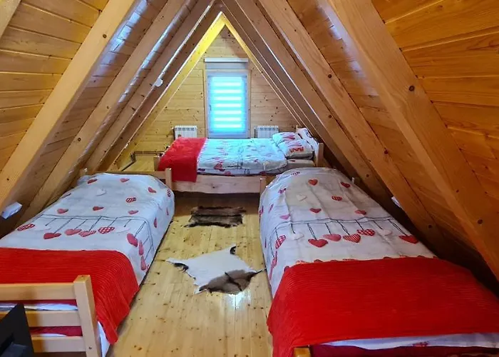 Ljubiska Previja Feriehus