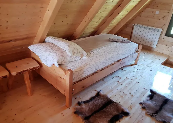 Ljubiska Previja Feriehus Ljubis