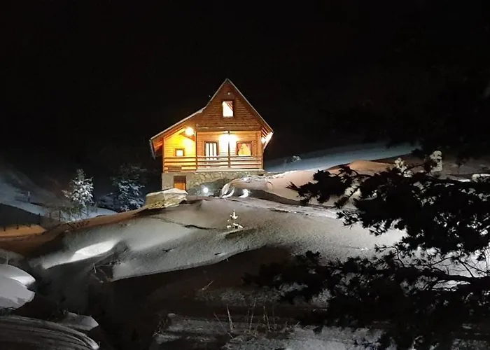 Ljubiska Previja Feriehus